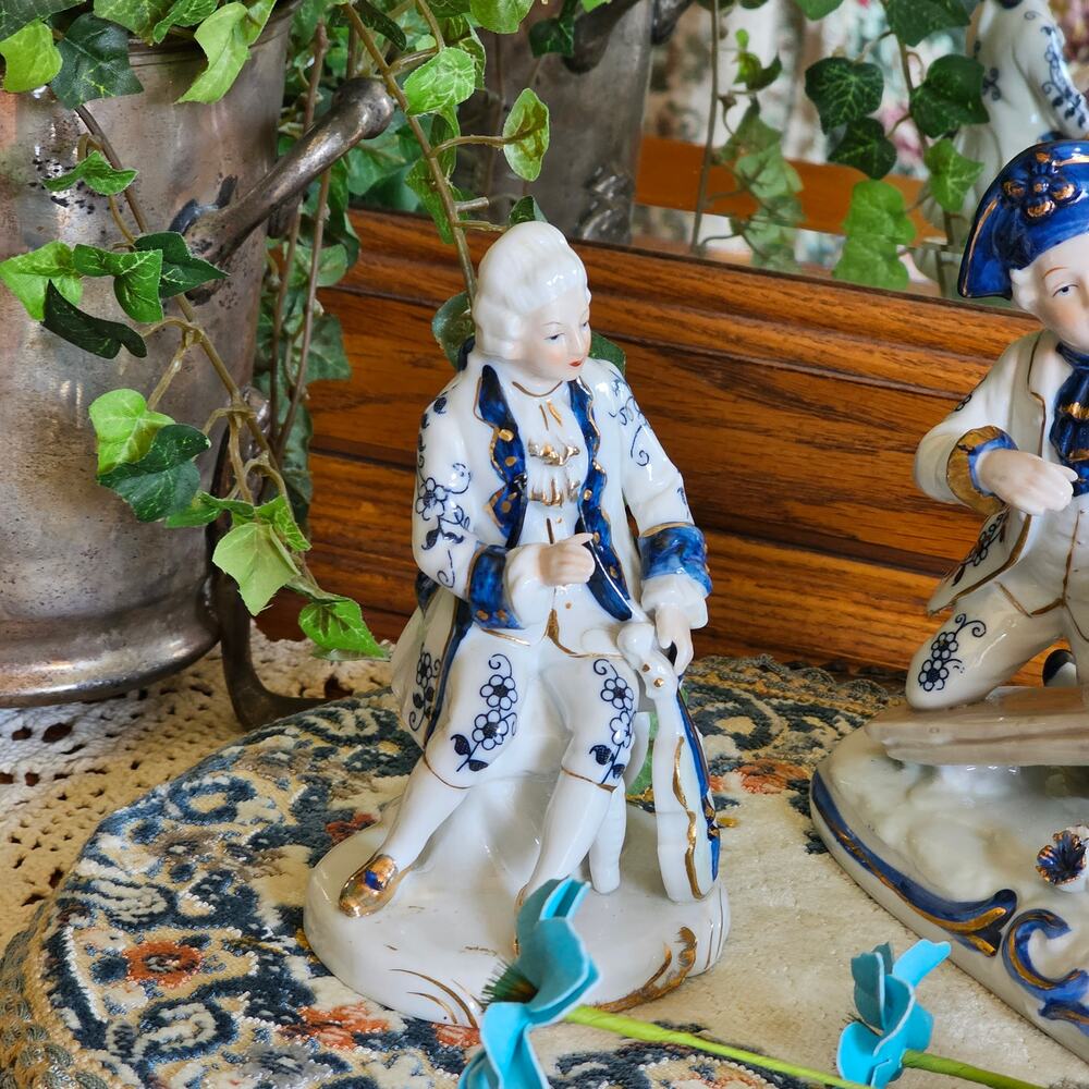 Vintage Ardco Porcelain Violinist Figurine Blue White Gold Hand Painted Musician